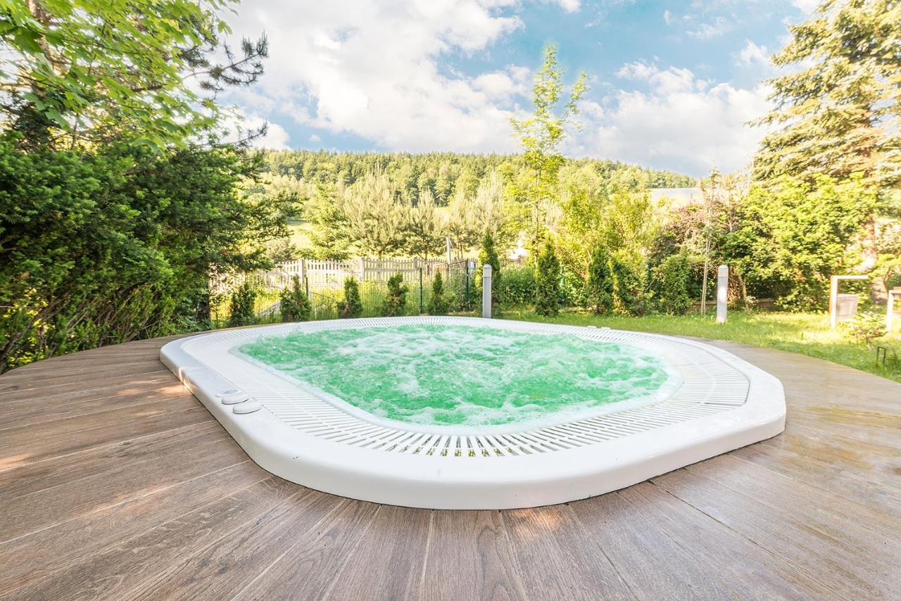 Hotel Olivia Medical Spa Skomielna Czarna Kültér fotó