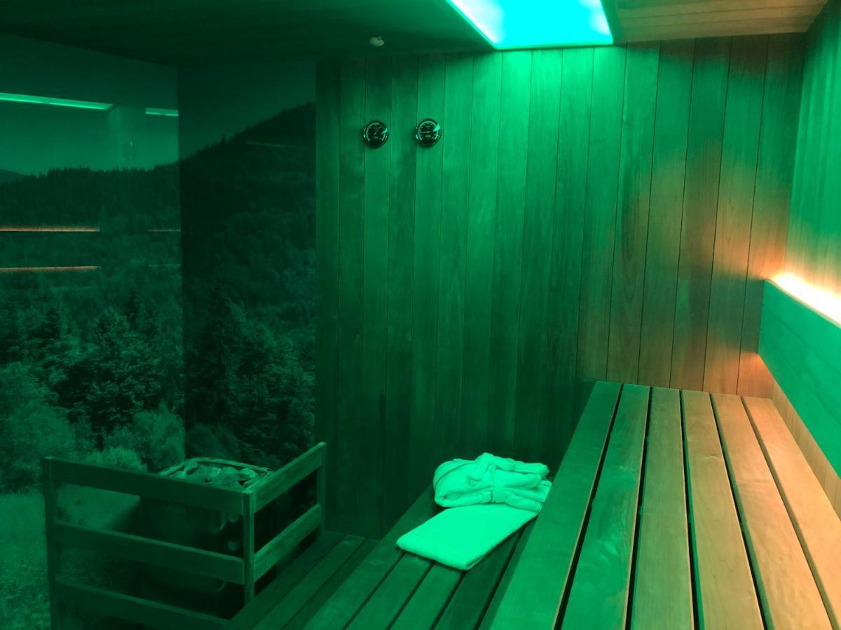 Hotel Olivia Medical Spa Skomielna Czarna Kültér fotó
