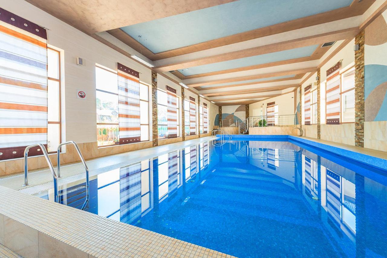 Hotel Olivia Medical Spa Skomielna Czarna Kültér fotó