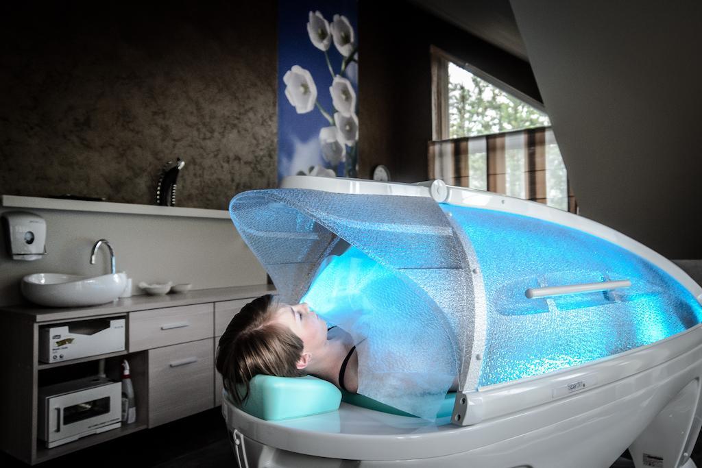Hotel Olivia Medical Spa Skomielna Czarna Kültér fotó